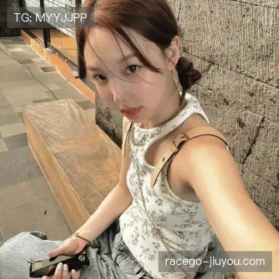 富承青